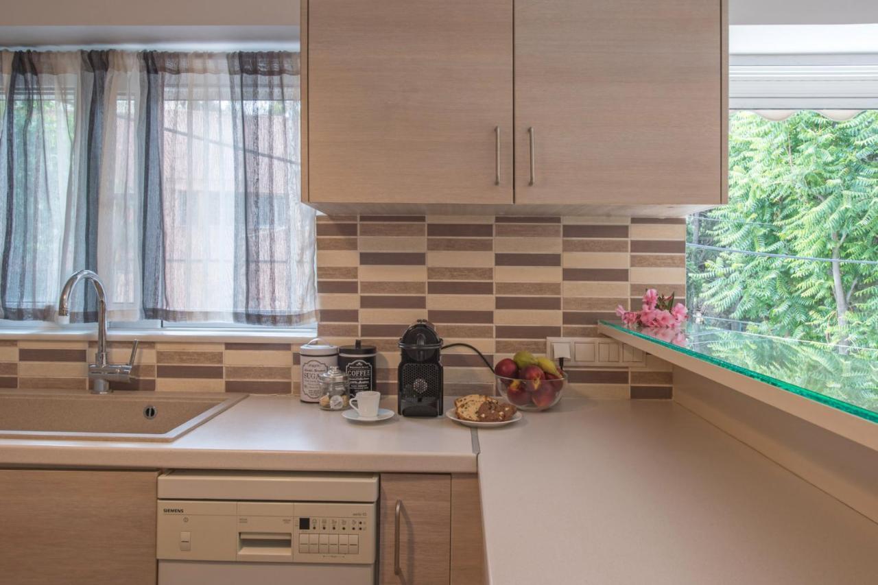 Apartment In The Historical Center Of Афины Экстерьер фото