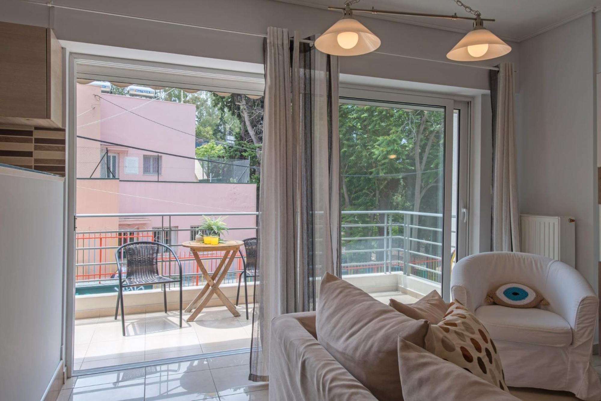 Apartment In The Historical Center Of Афины Номер фото